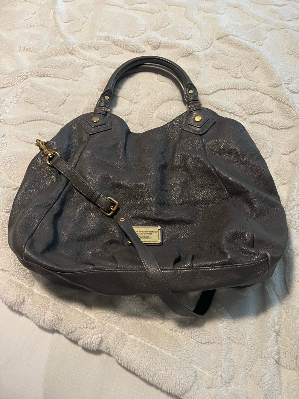 Marc Jacobs Gray Pebbled Leather Shoulder Bag with Gold Hardware